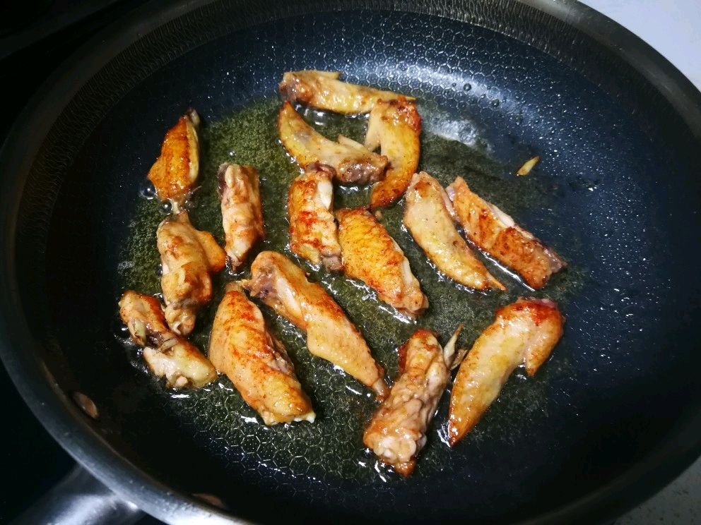 香煎奥尔良鸡翅