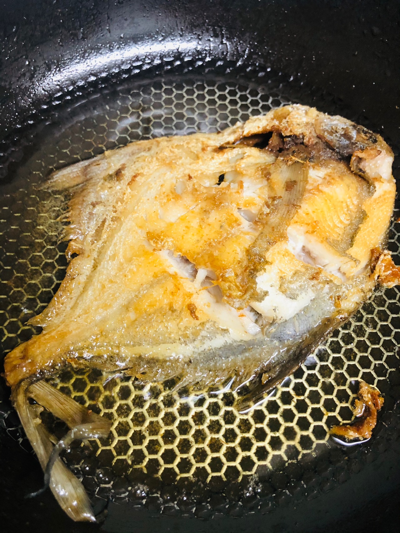 香煎鲳鱼