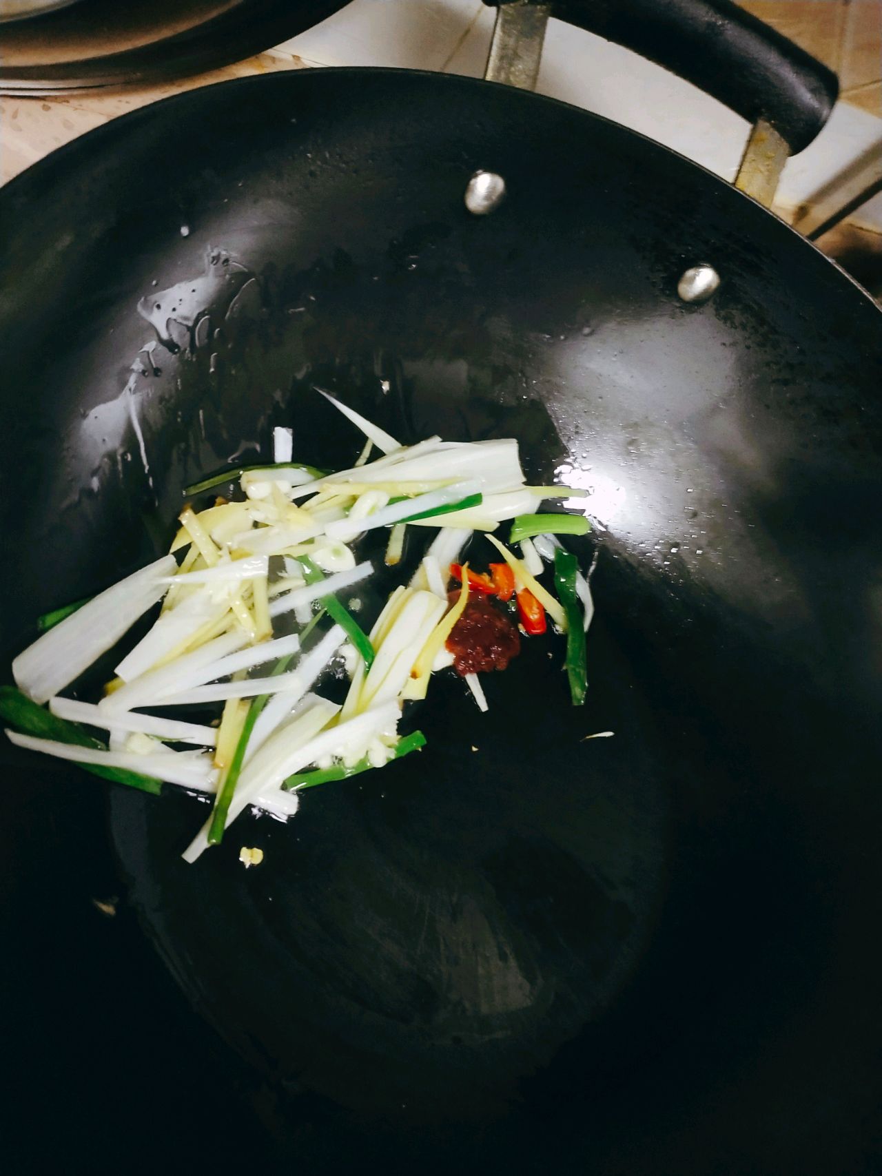 香煎豆瓣小黄鱼