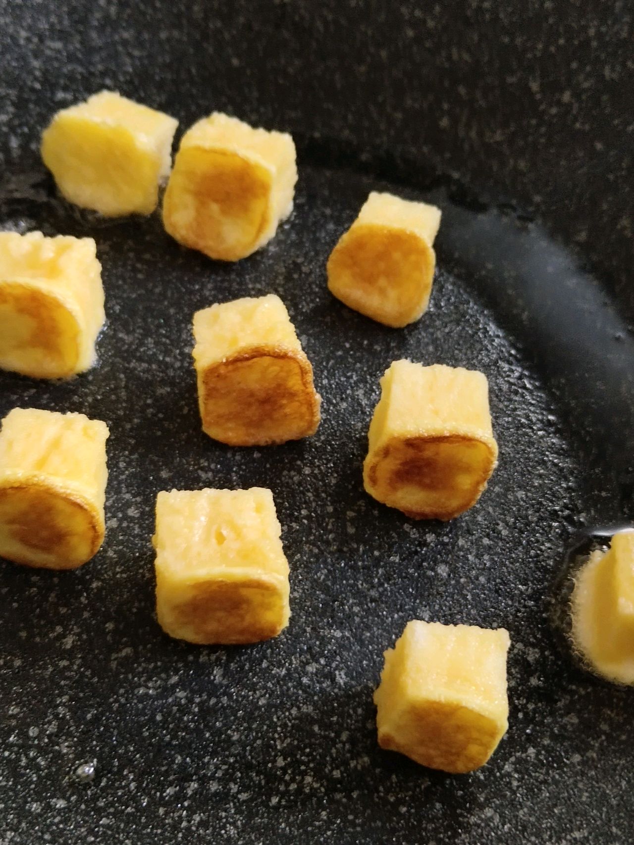 香煎馒头粒