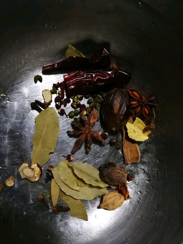 香焗牛楠煲
