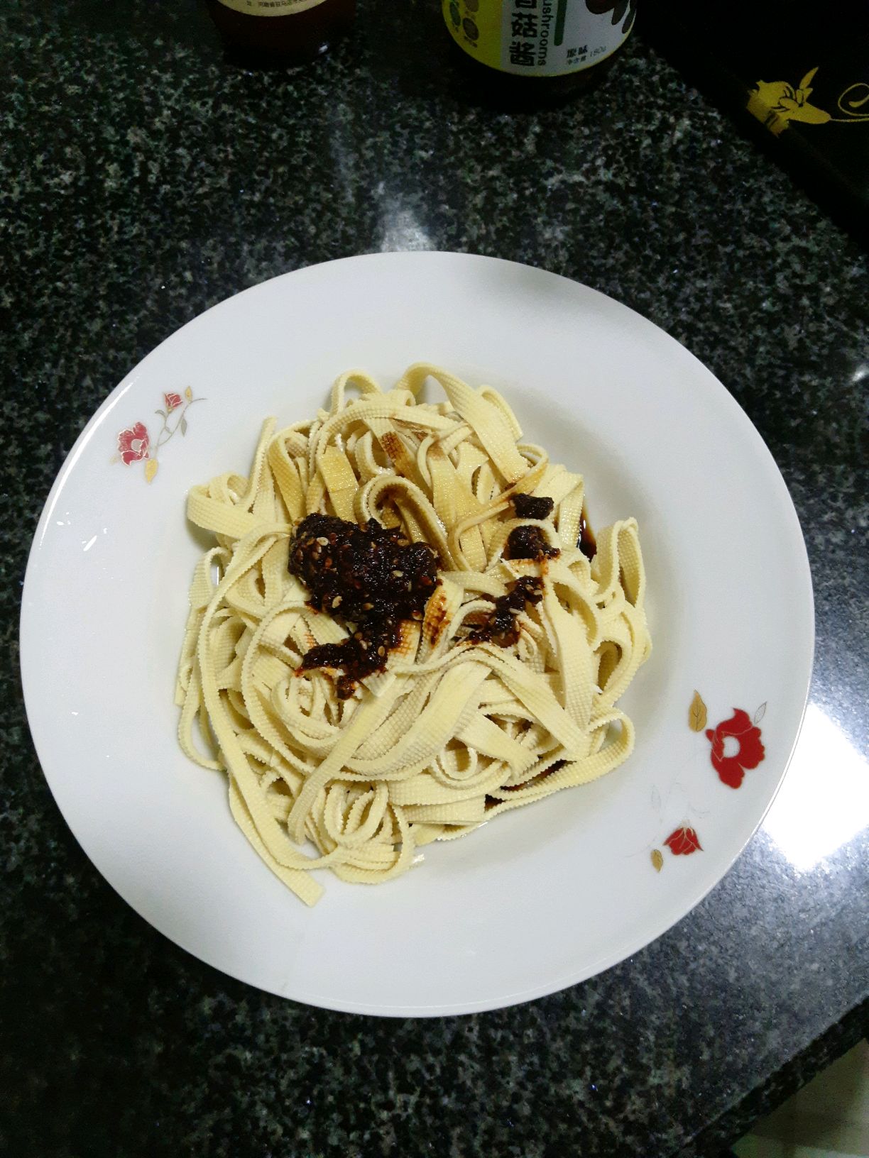 香辣拌千张豆腐丝