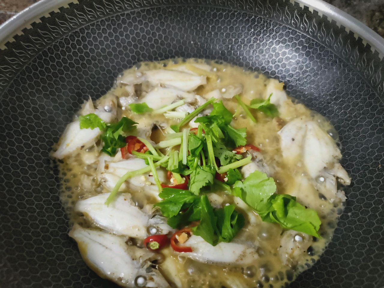 香辣剥皮鱼