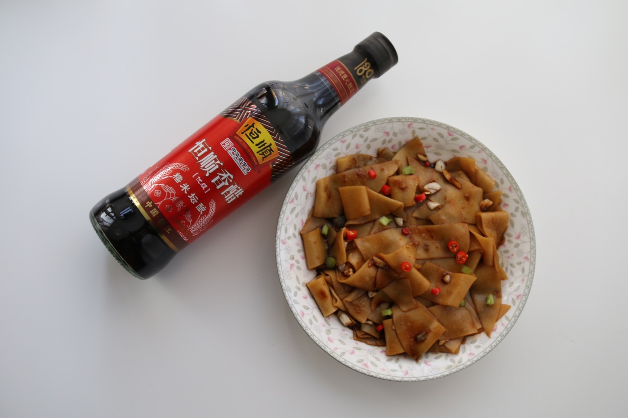 香辣过瘾,超级好吃的香辣拌饺子皮