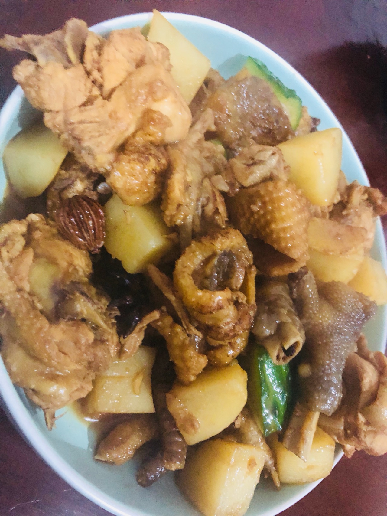 香辣鸡块烧土豆