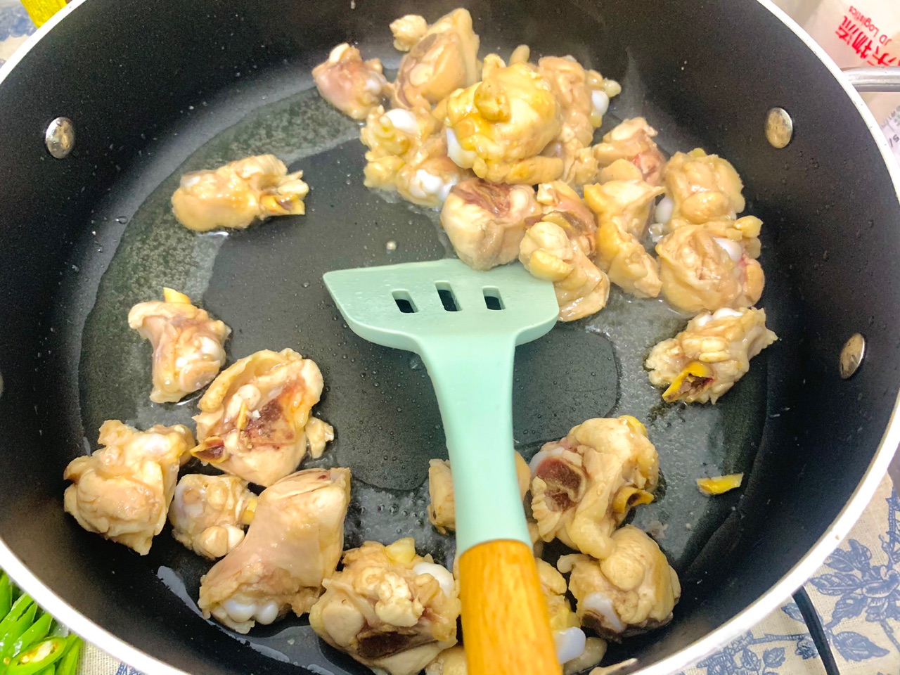 香辣鸡腿