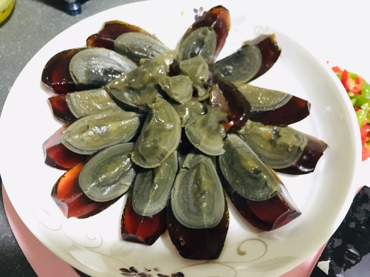 香辣凉拌皮蛋