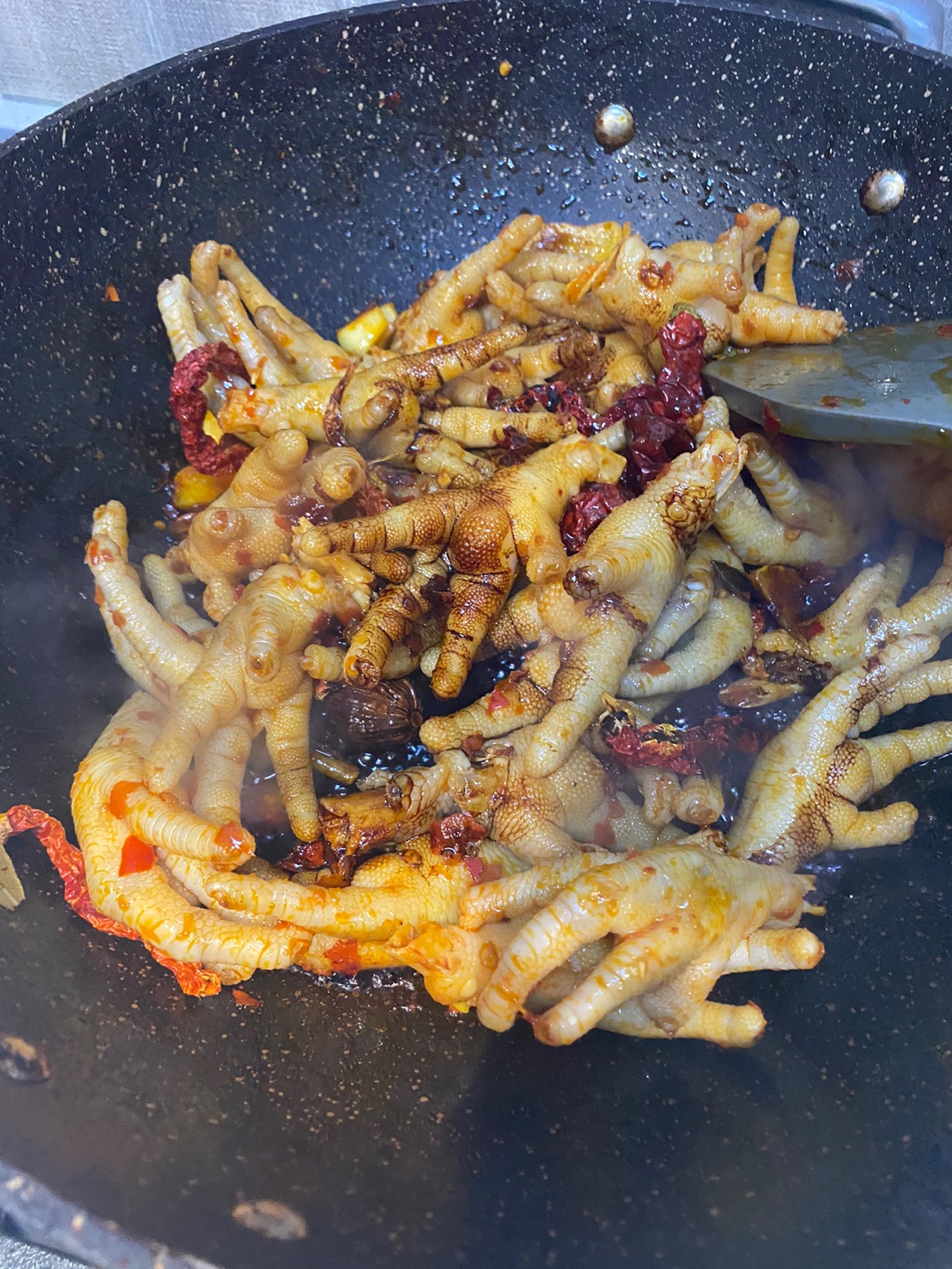 香辣烧耙鸡爪