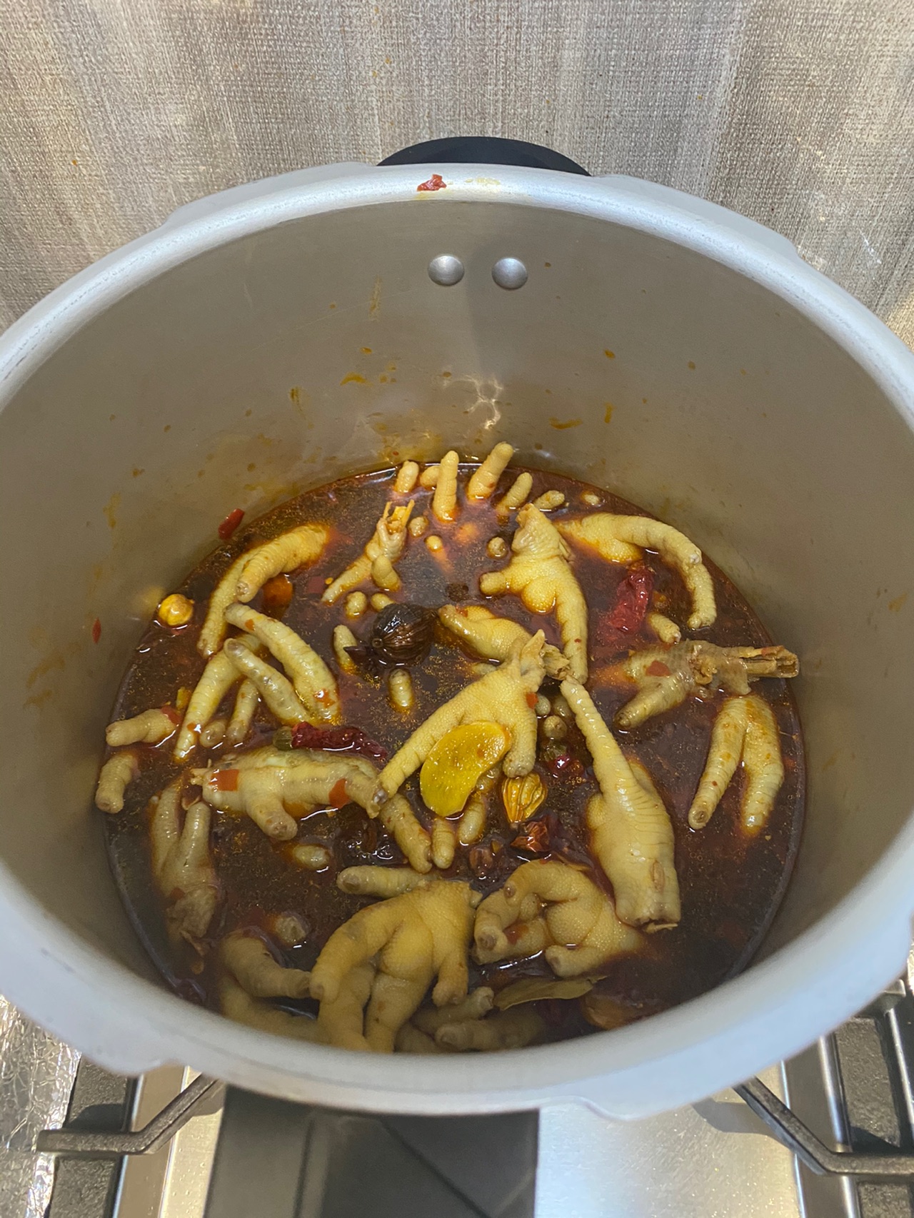 香辣烧耙鸡爪