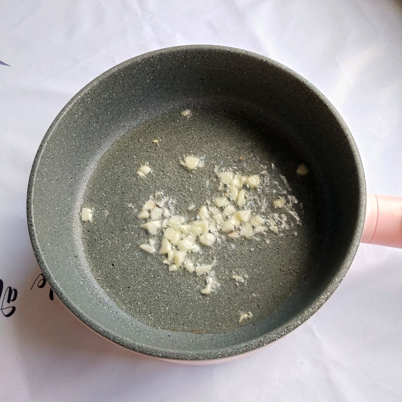 香辣鸭胗