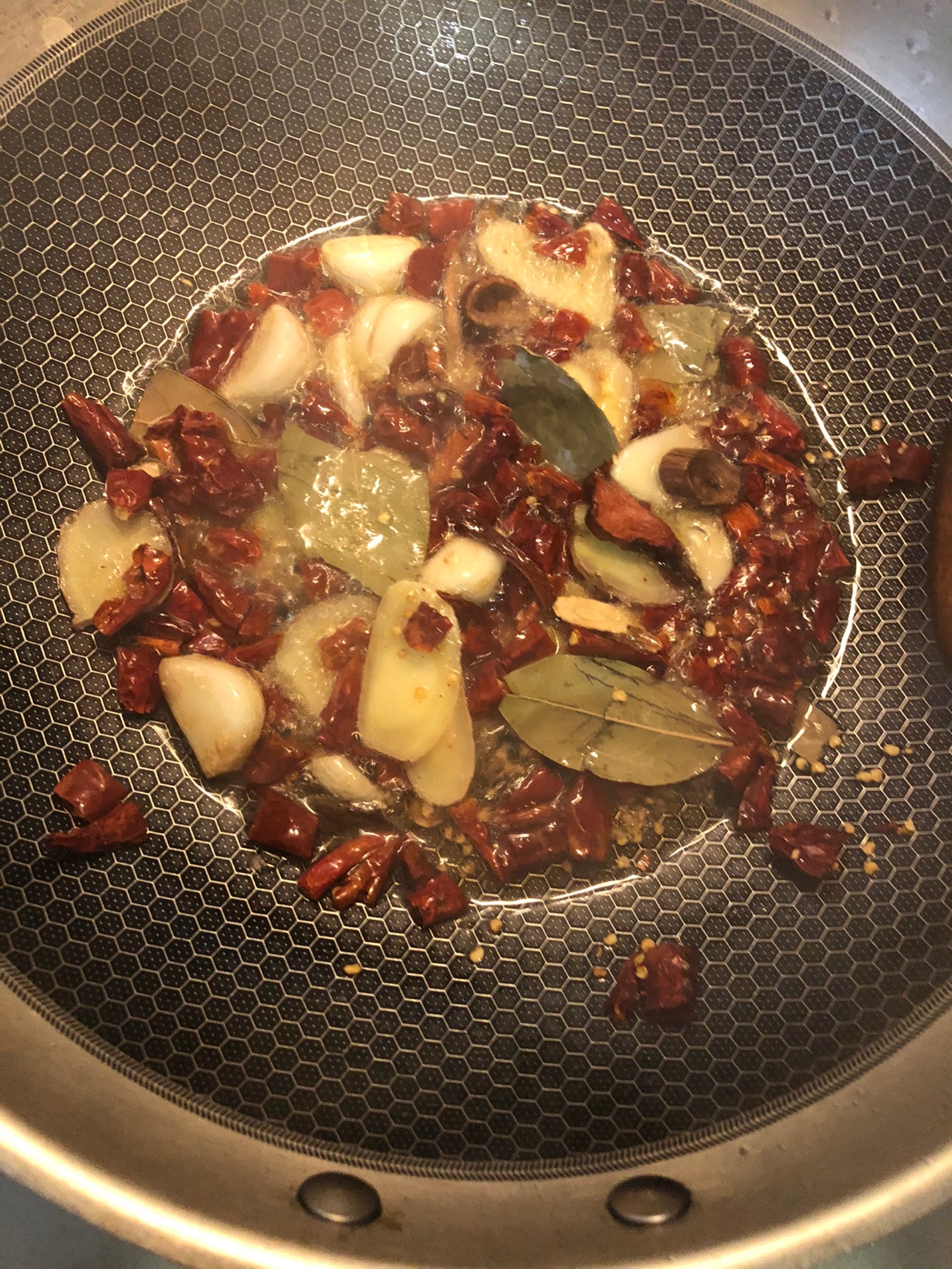 香辣羊头肉干锅