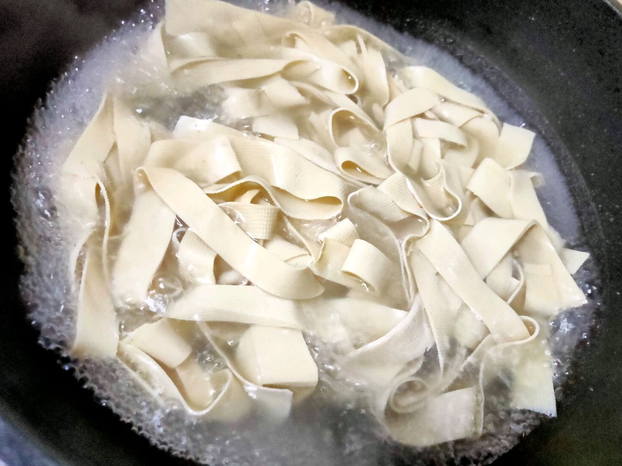 香辣孜然豆腐皮