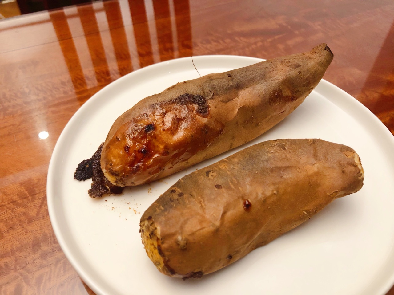 香喷喷的烤红薯