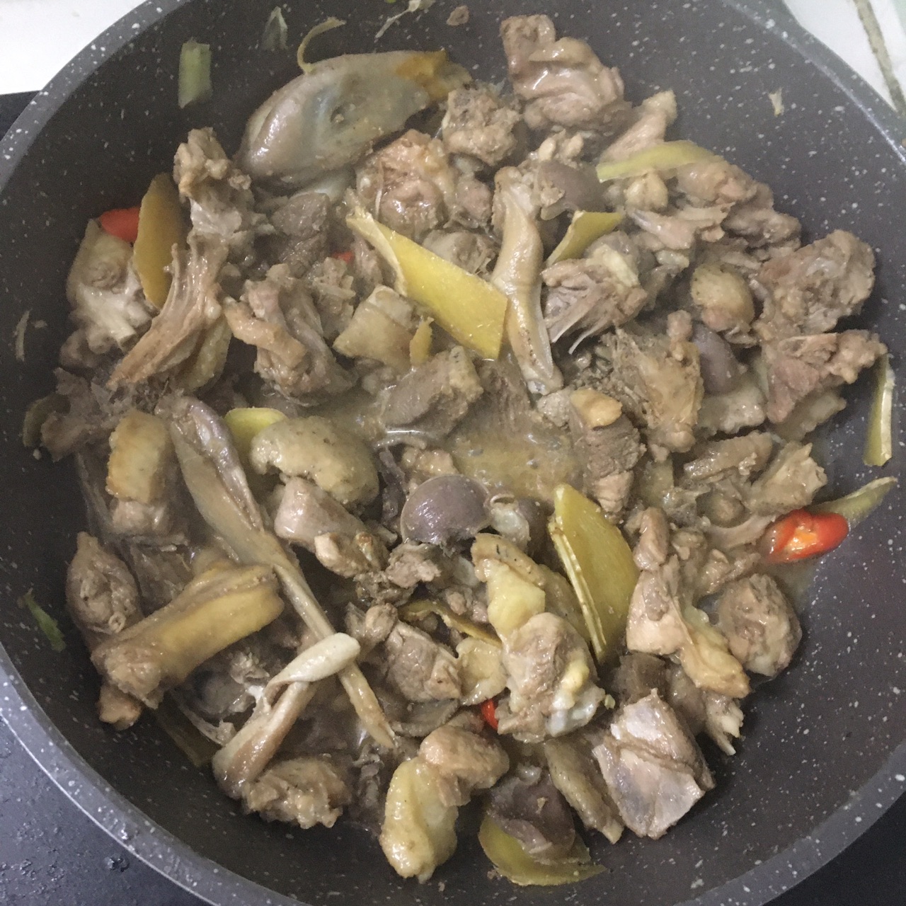 香喷喷紫苏焖鸭