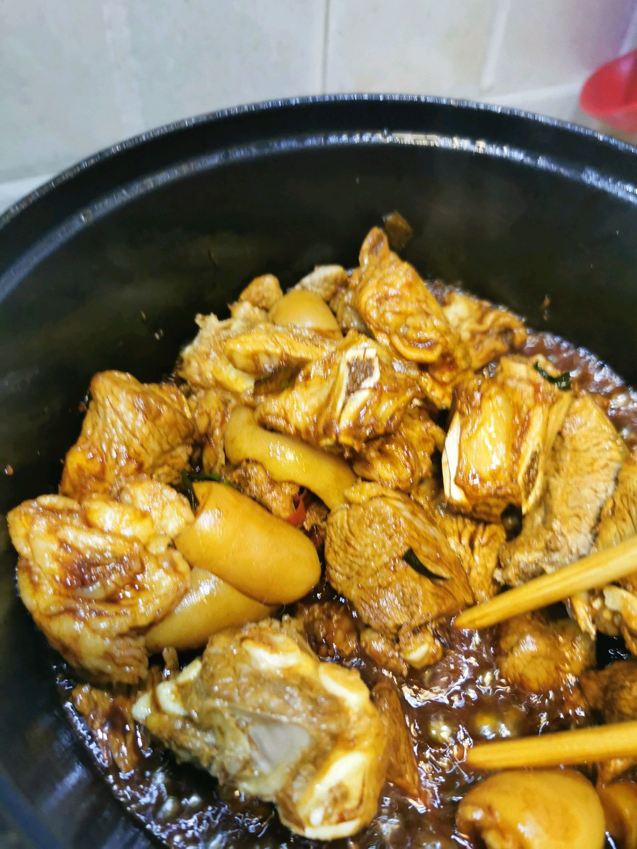 香气扑鼻的羊肉胡萝卜煲