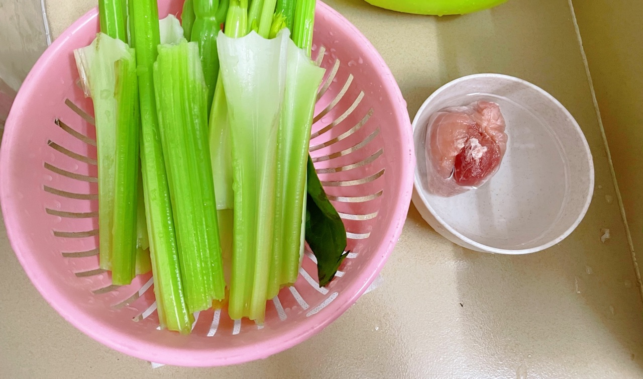香芹炒肉