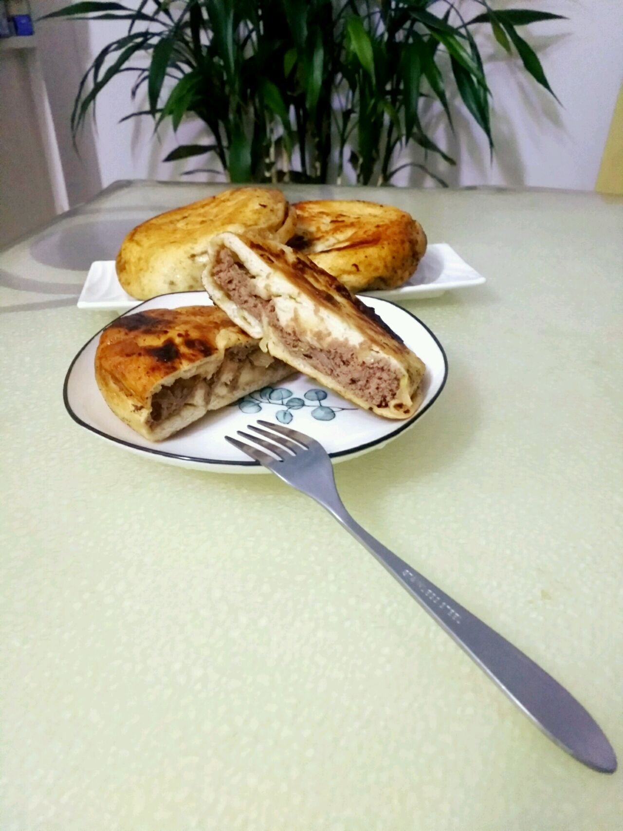 香酥牛肉饼
