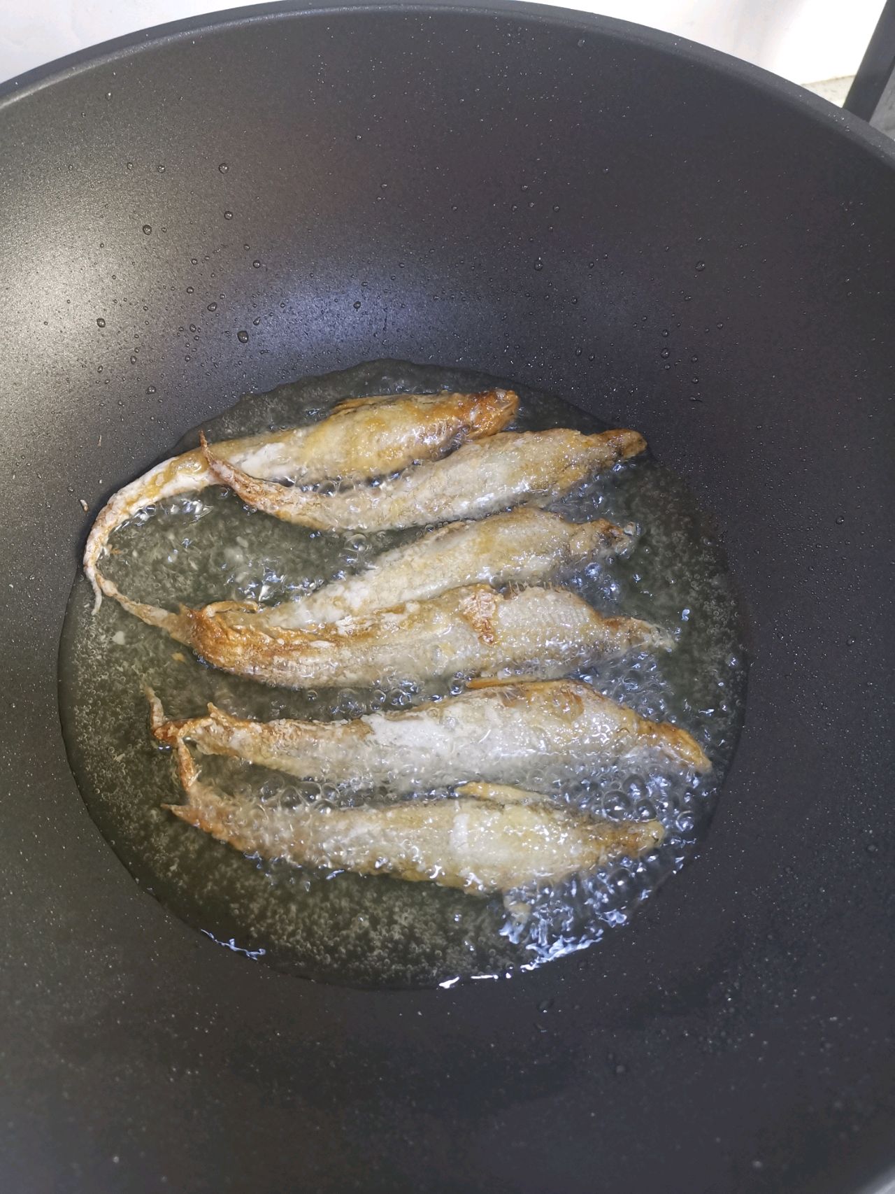 香酥齐鱼