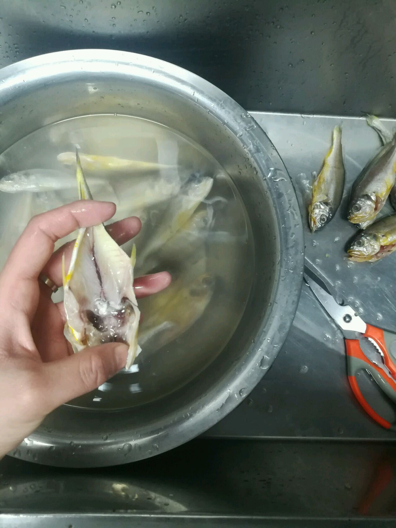 香酥小黄鱼