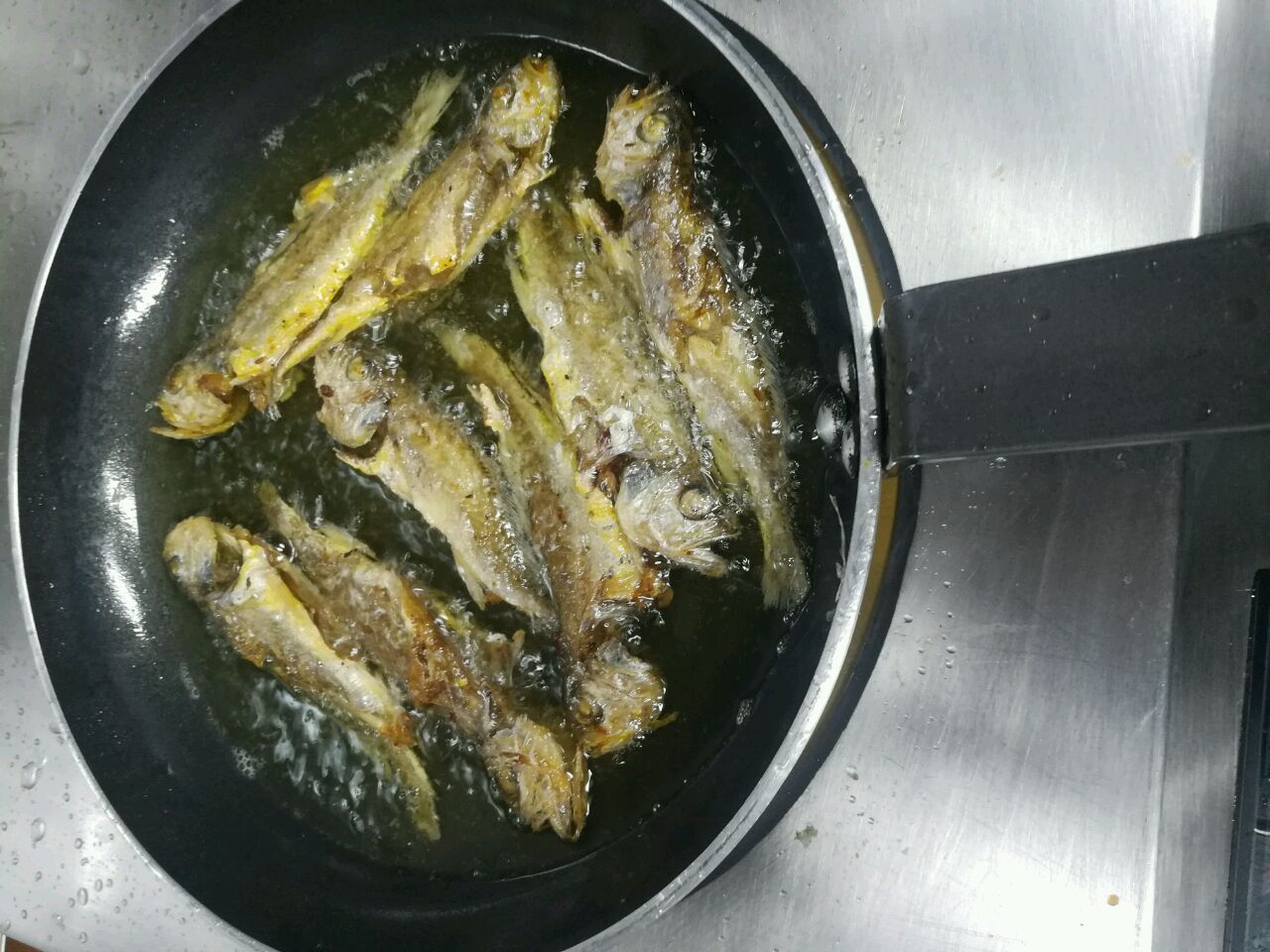 香酥小黄鱼