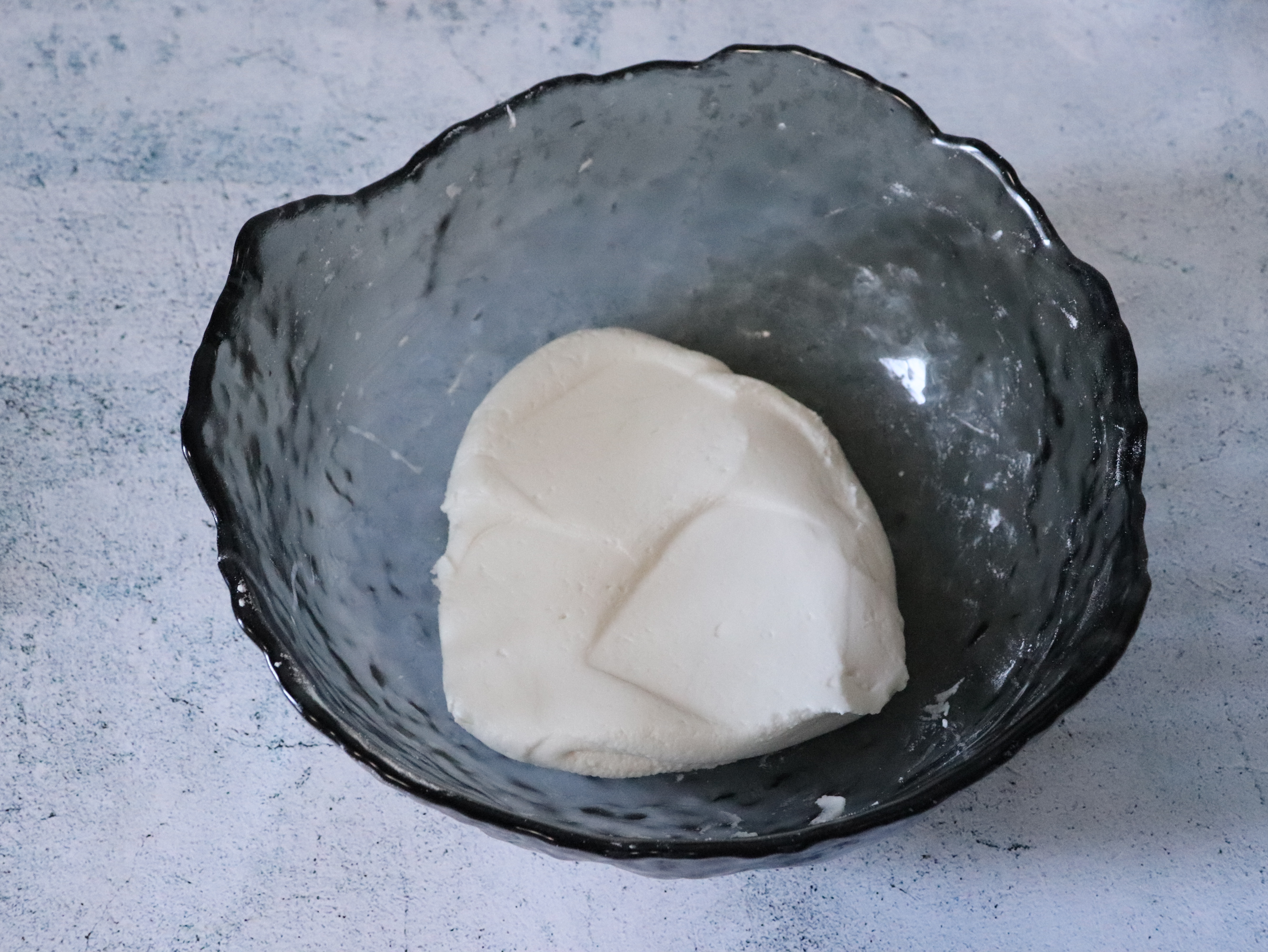 香甜软糯的黑芝麻红糖糯米饼