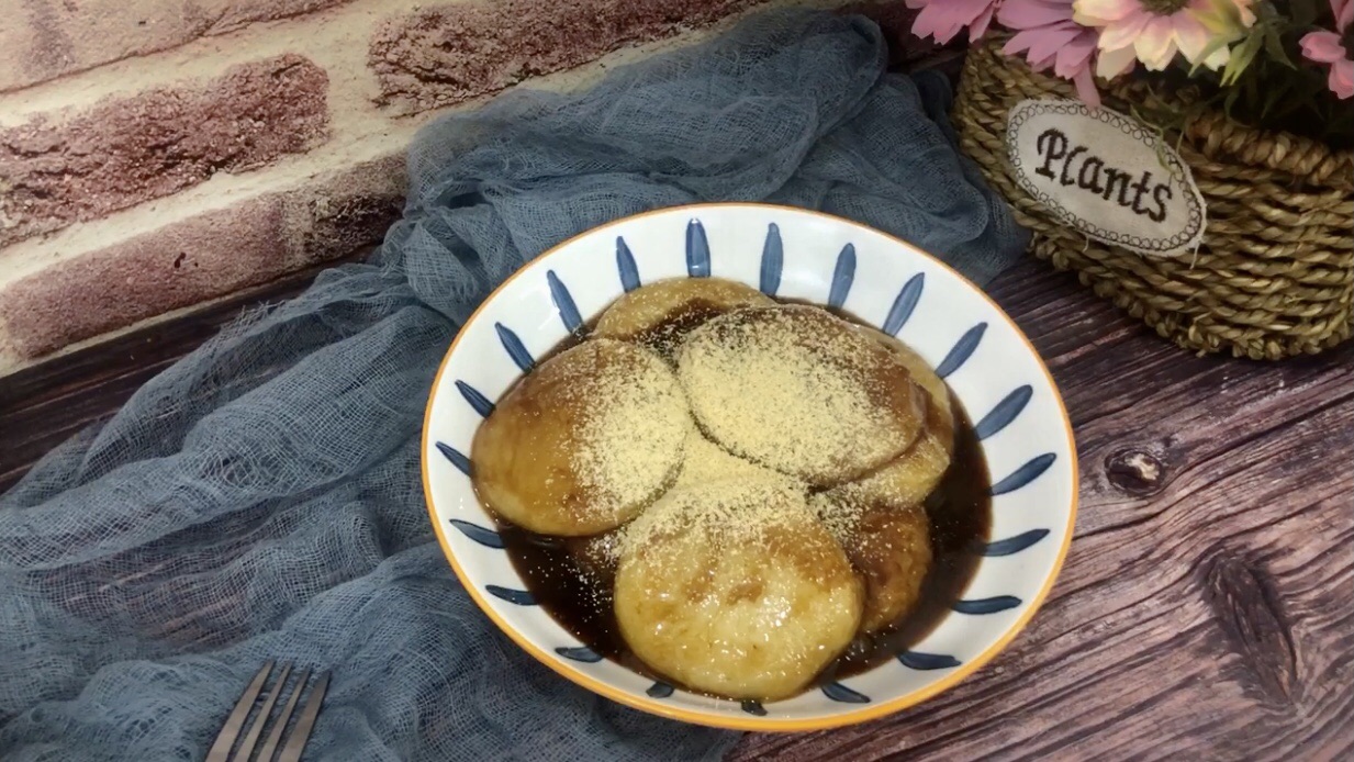 香甜软糯的红糖糍粑