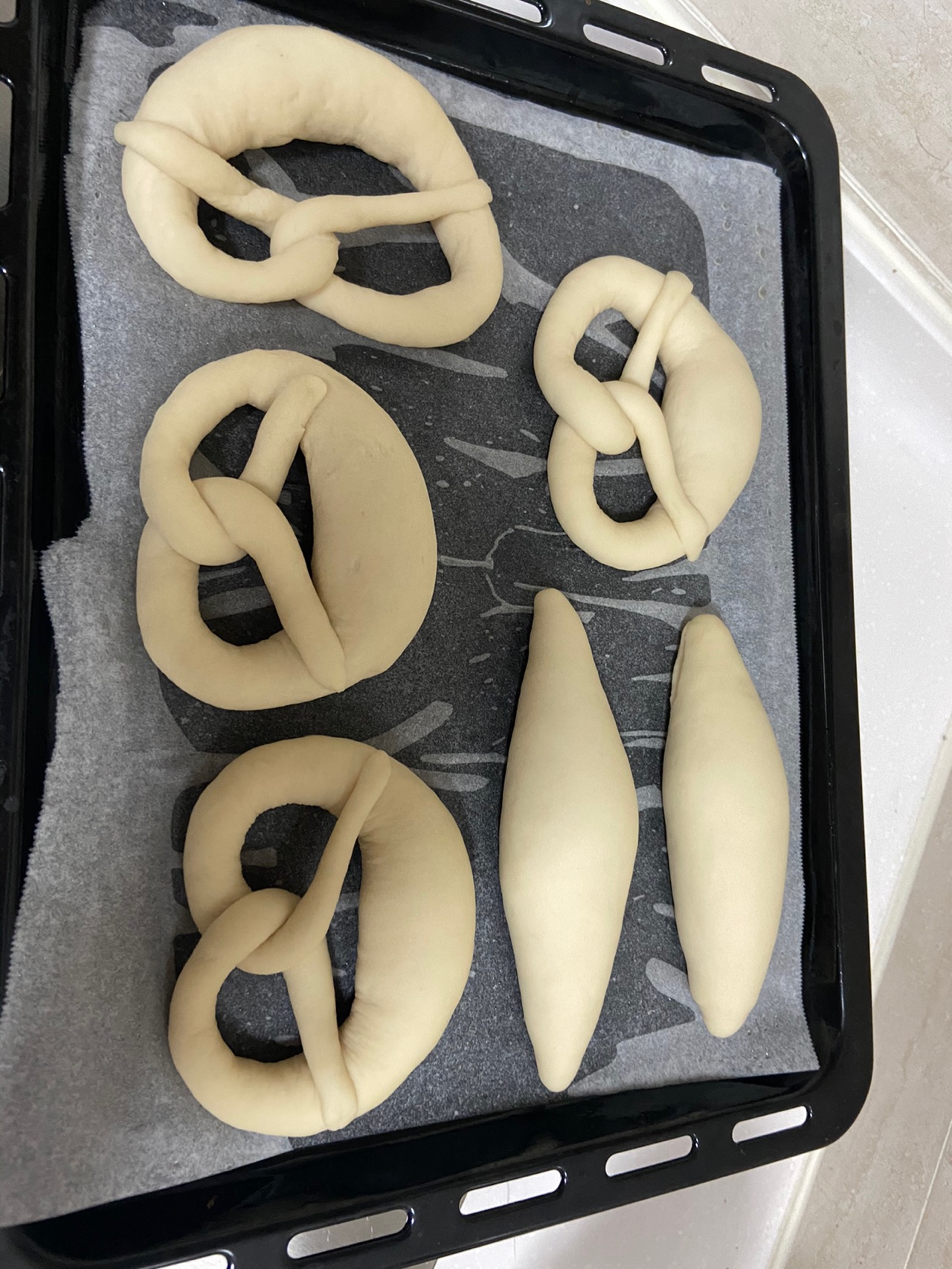 详细步骤教你做碱水面包