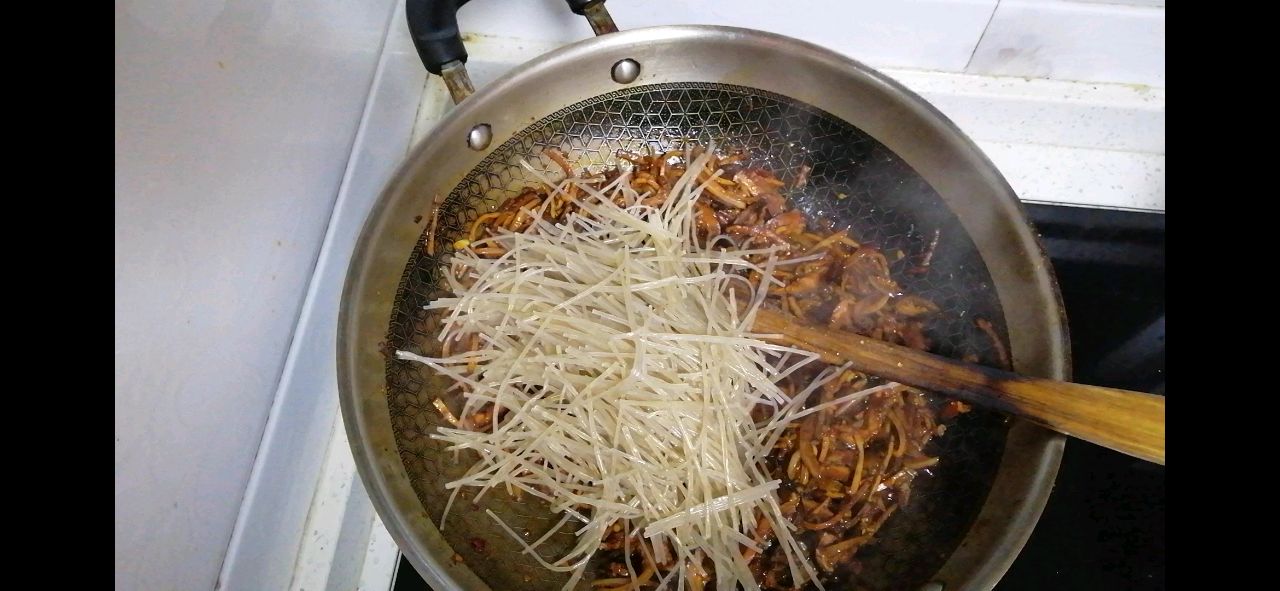 香香辣辣的粉丝包