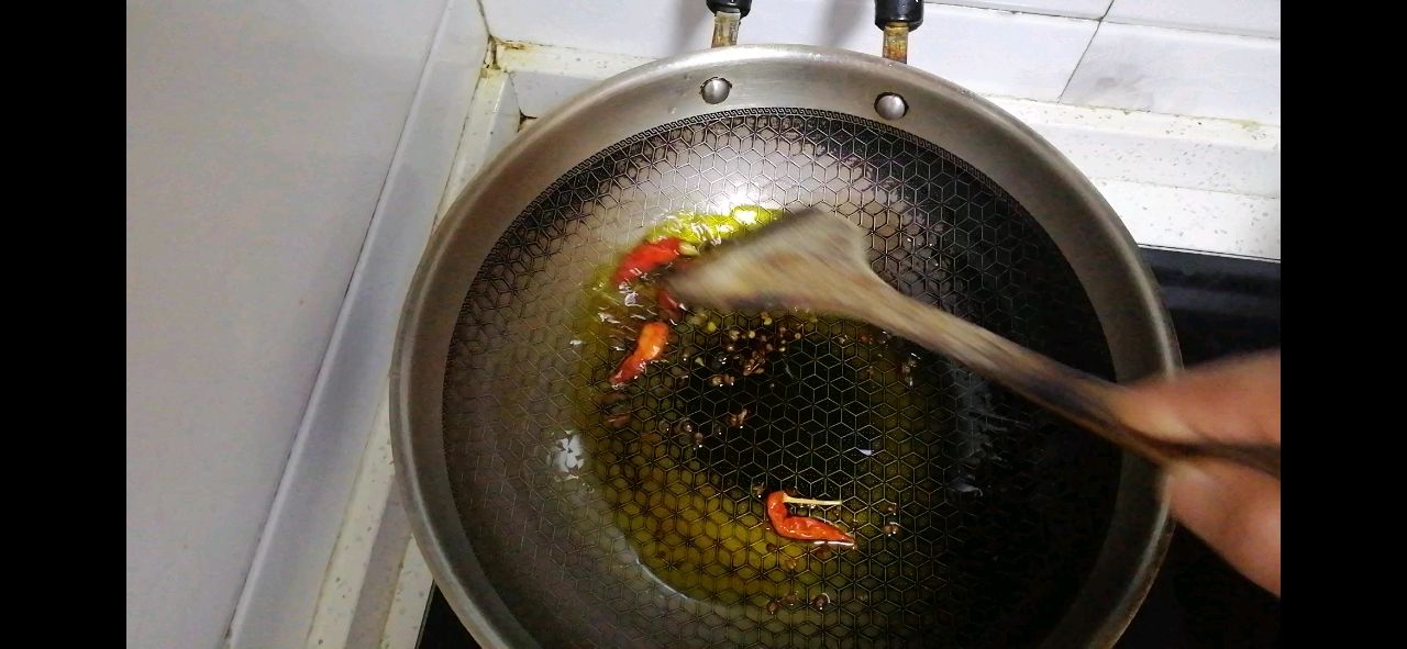 香香辣辣的粉丝包