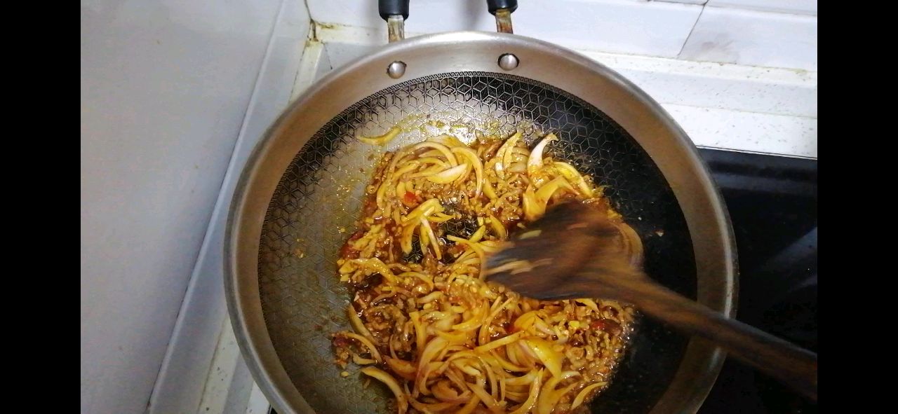 香香辣辣的粉丝包