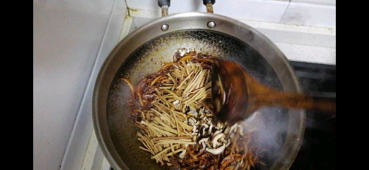 香香辣辣的粉丝包