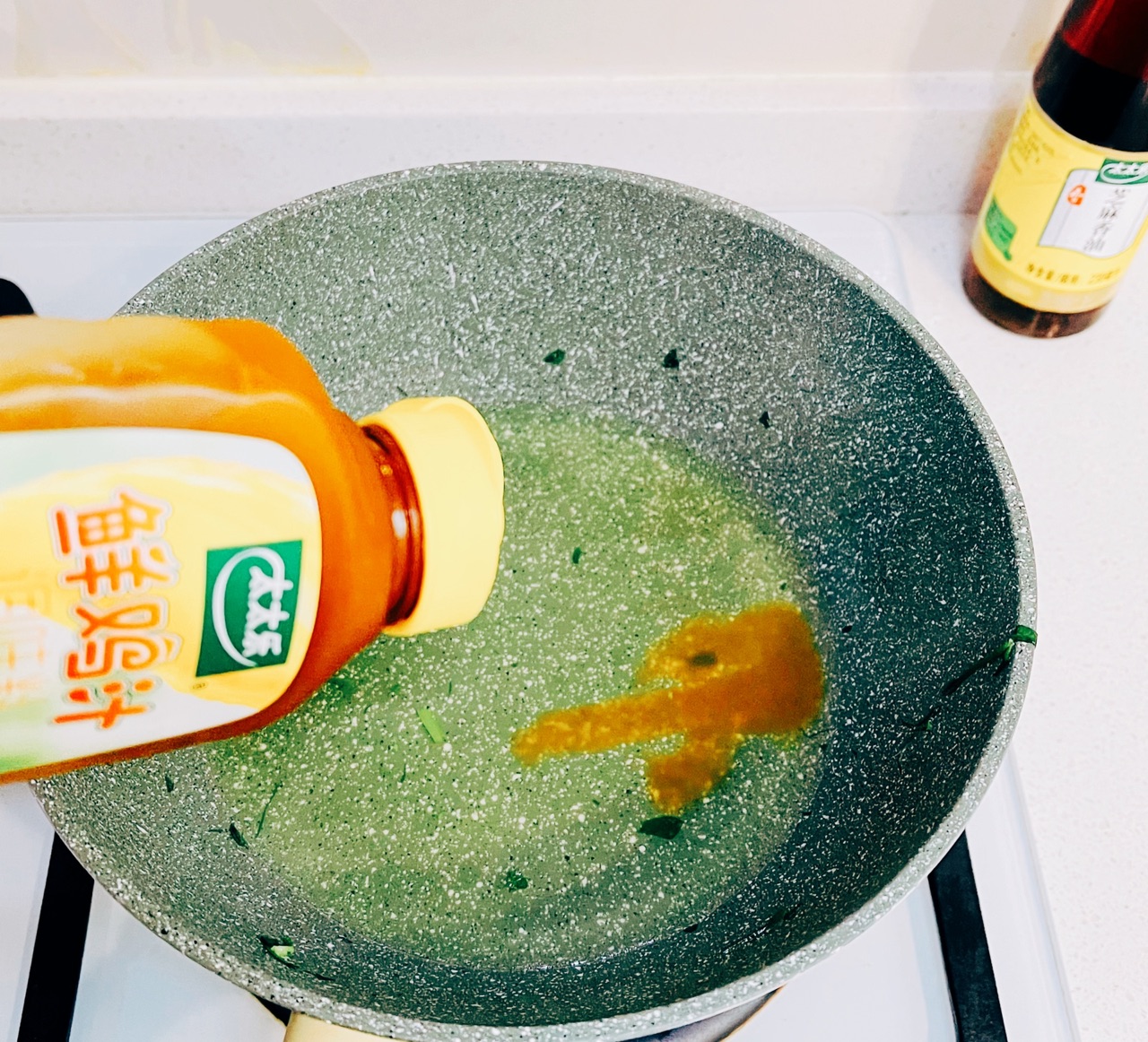 香油鸡汁豆苗旋