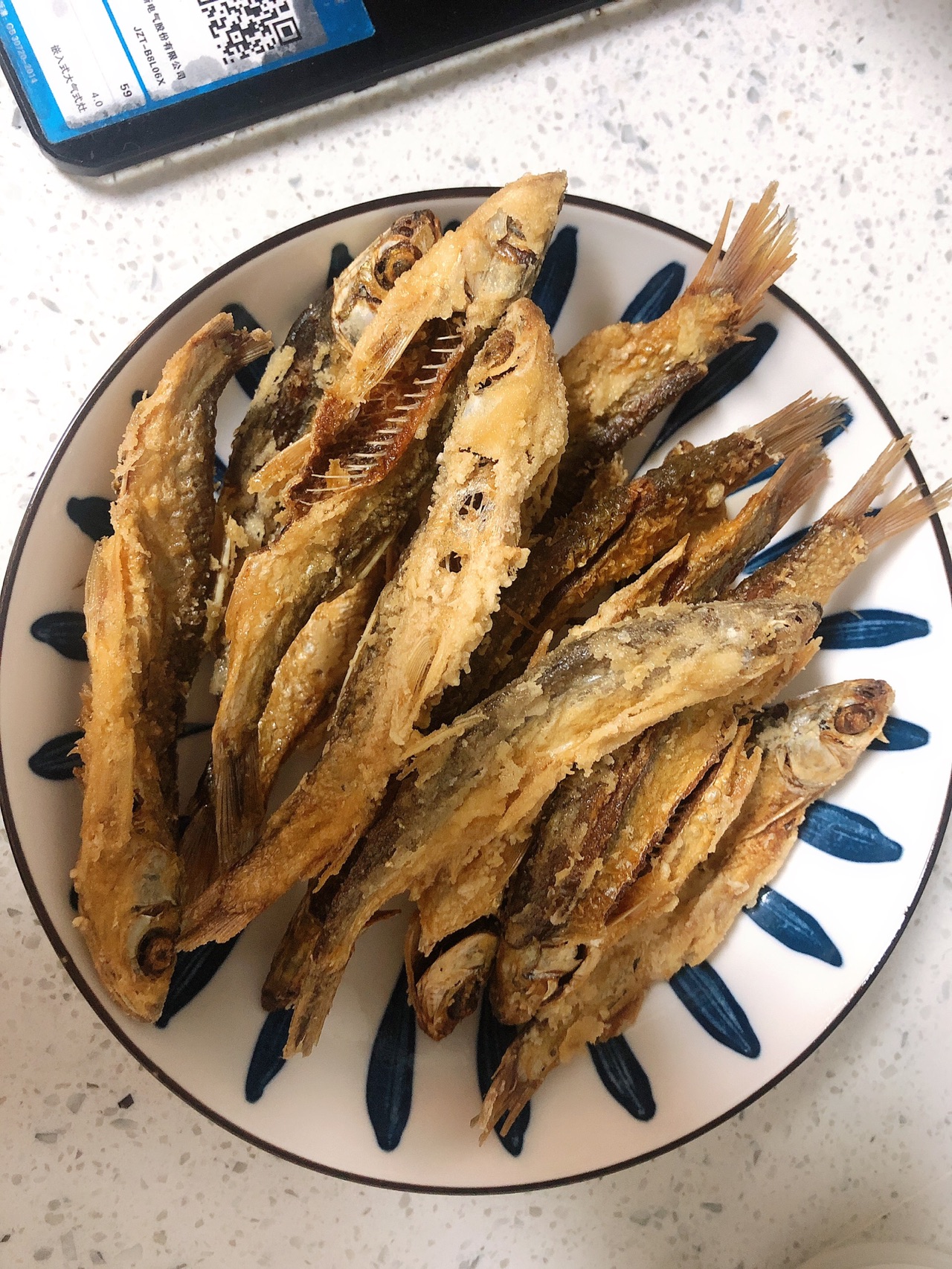 香炸河鱼干