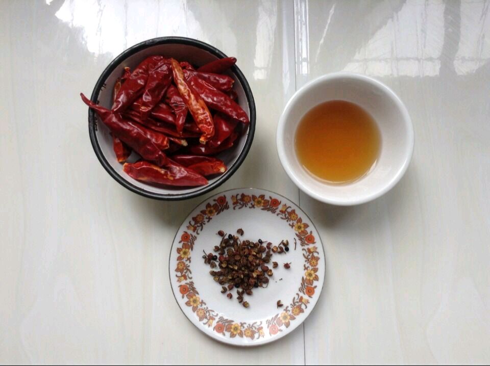 香炸辣子鸡
