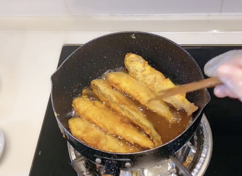 香炸小黄鱼