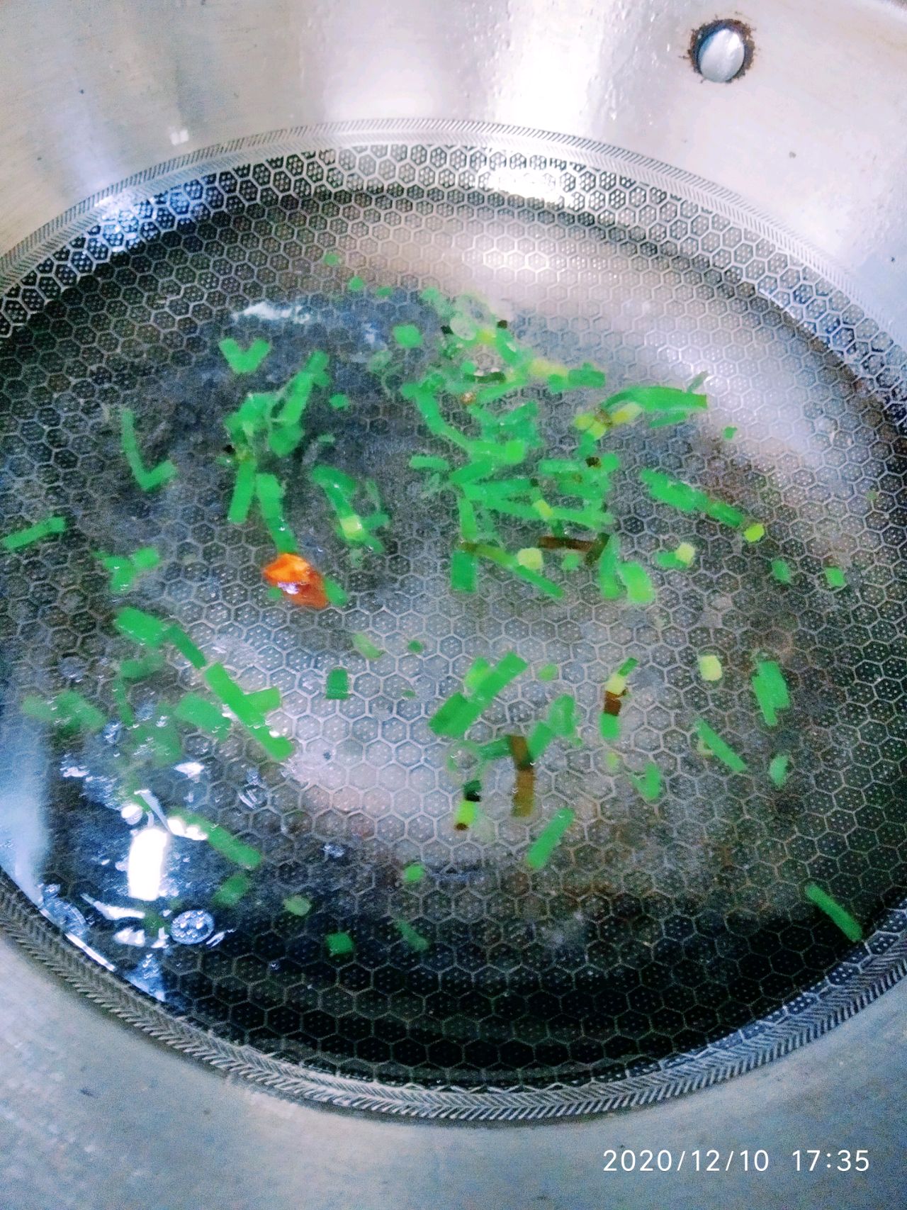 小白菜穿丸子（鸡）