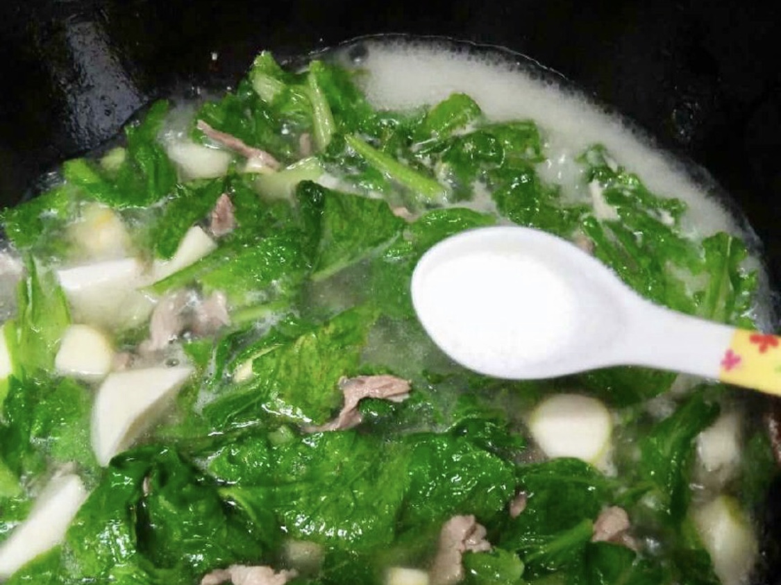小白菜炖芋头