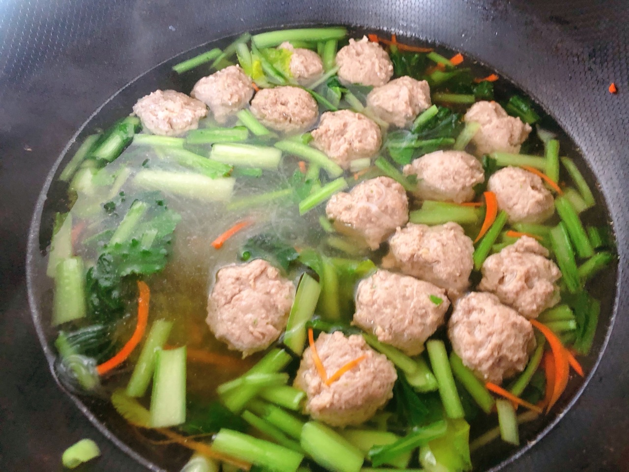 小白菜肉丸汤