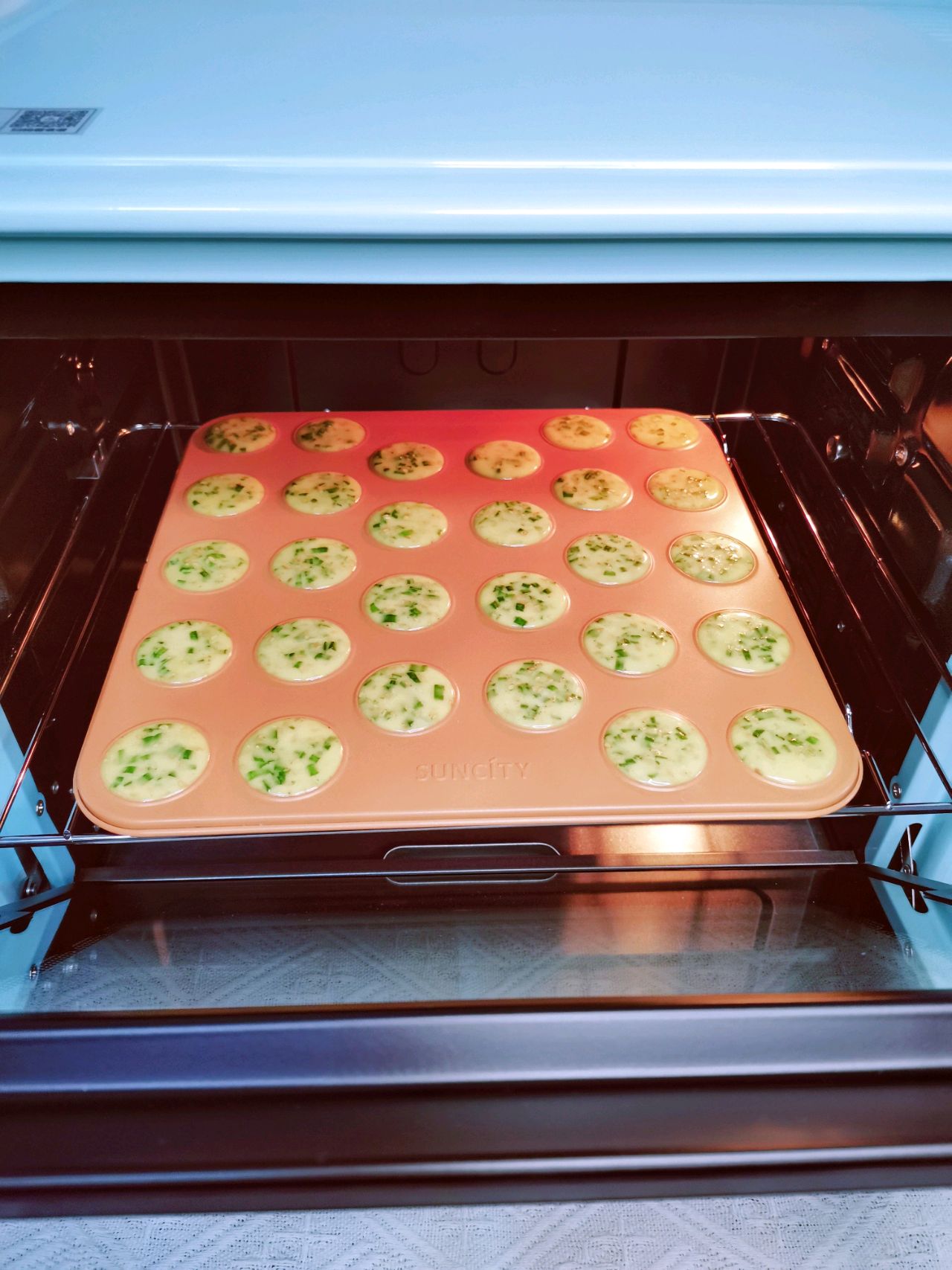 小白也能轻松搞定的香葱芝麻薄脆饼干