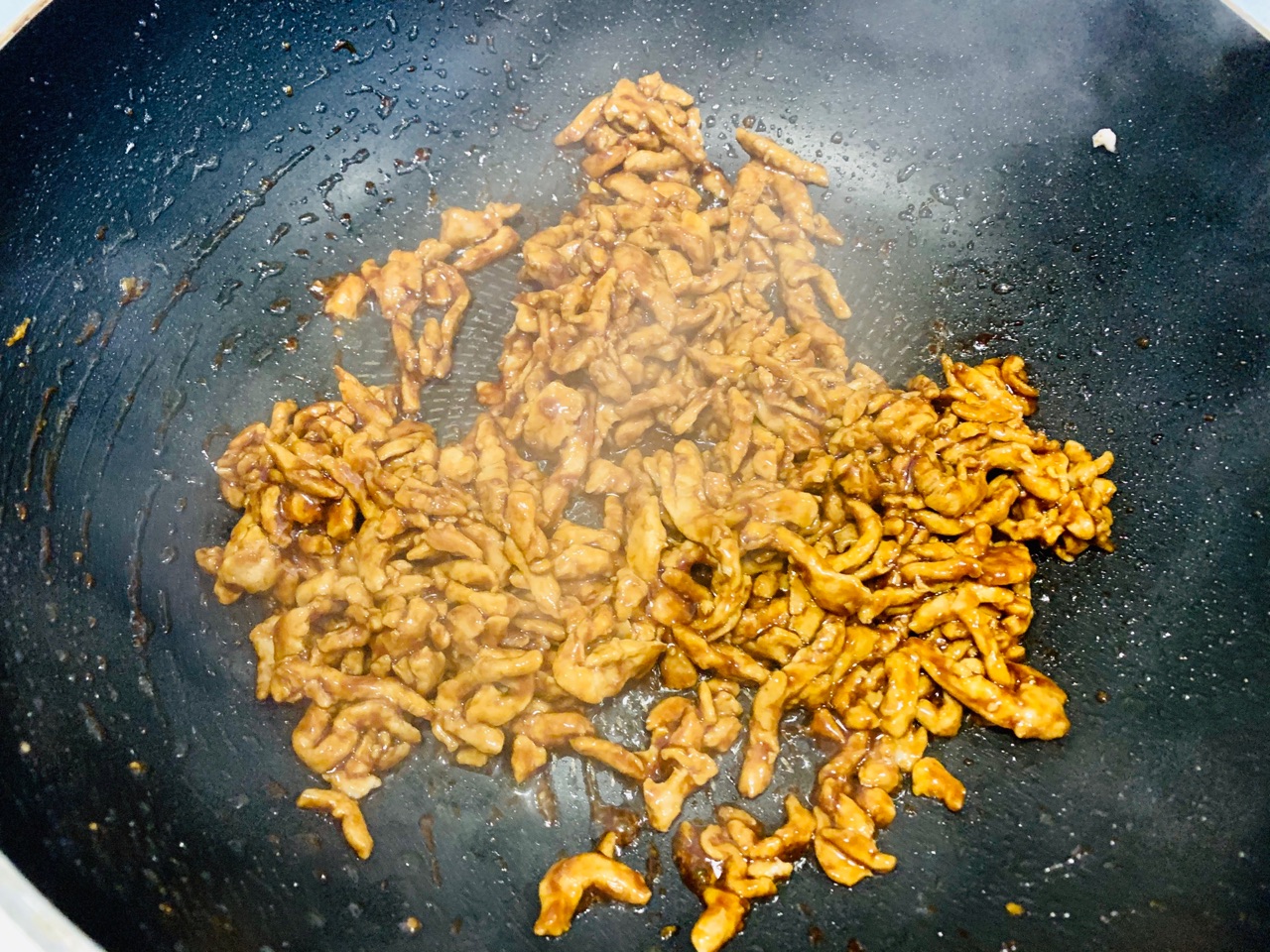 小饼配京酱肉丝