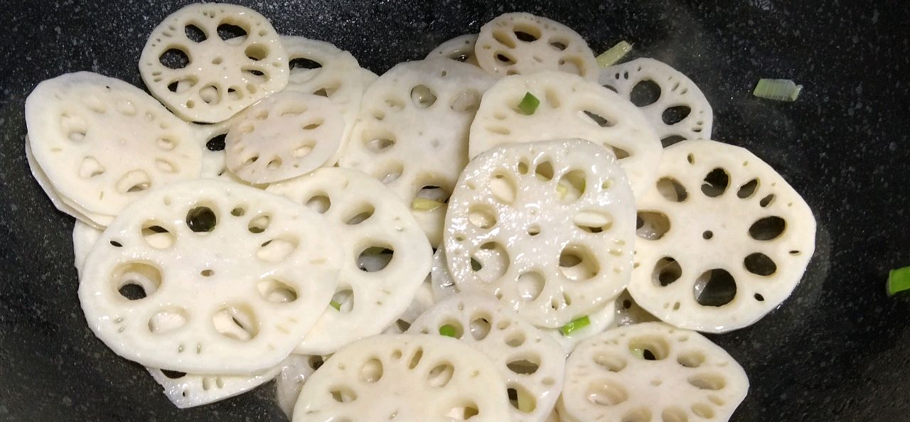 小炒脆藕片