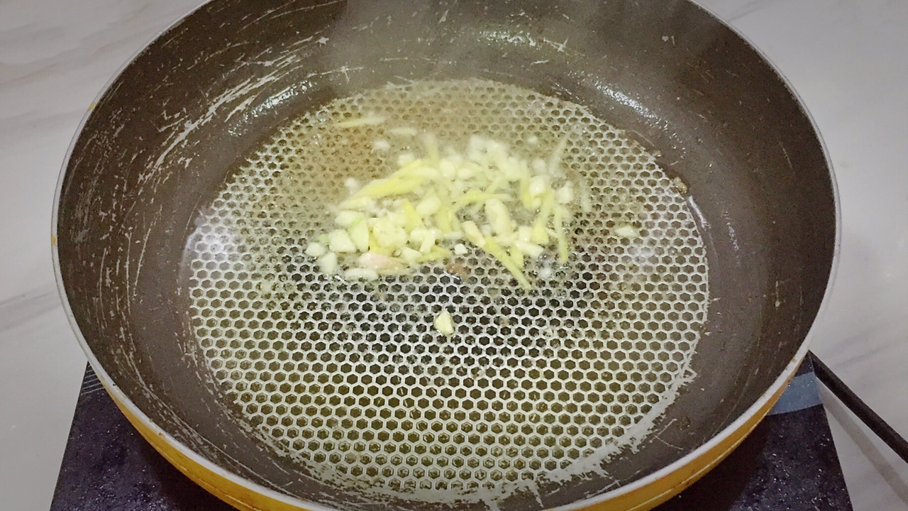小炒黄牛肉