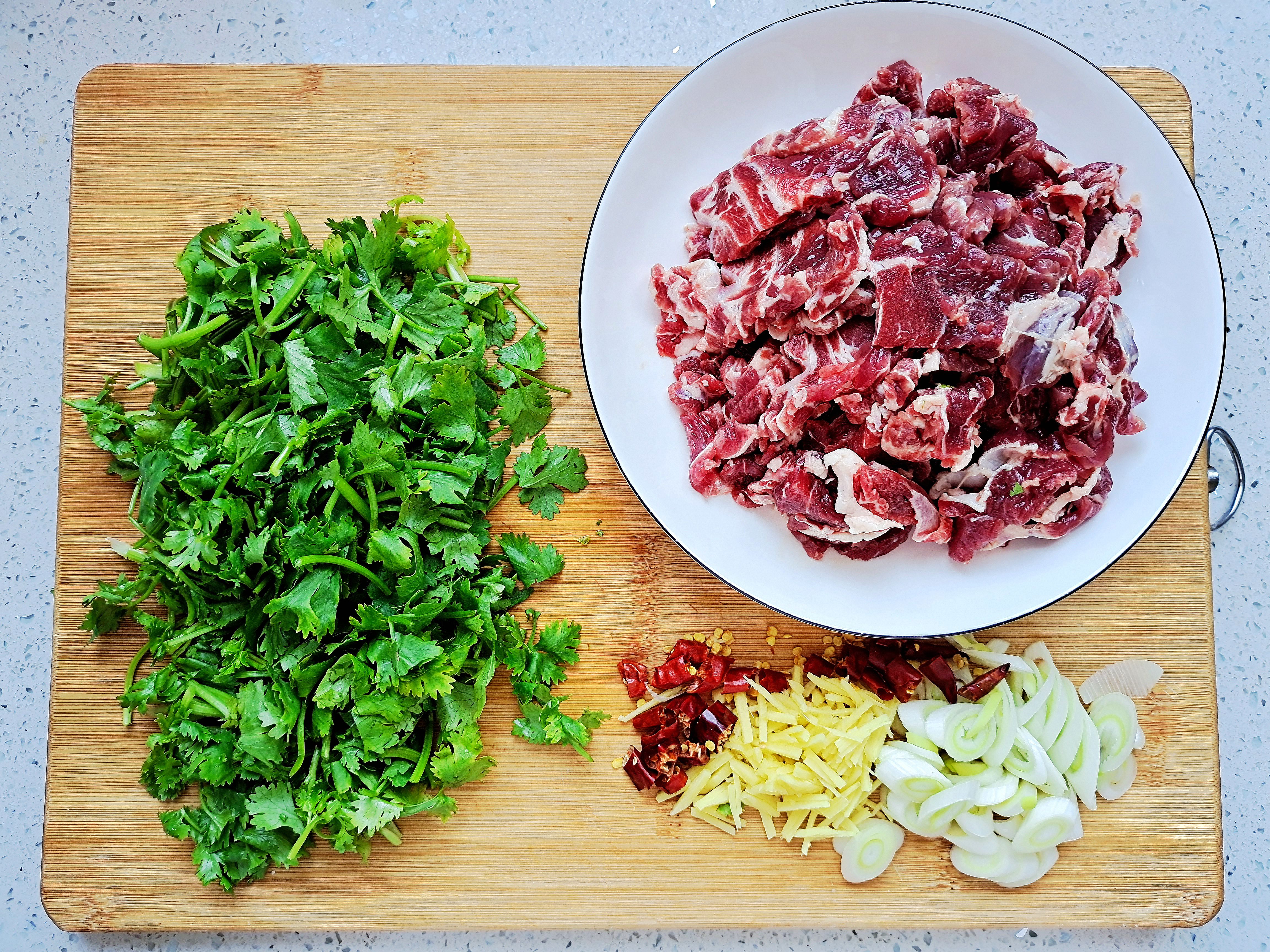 小炒牛肉