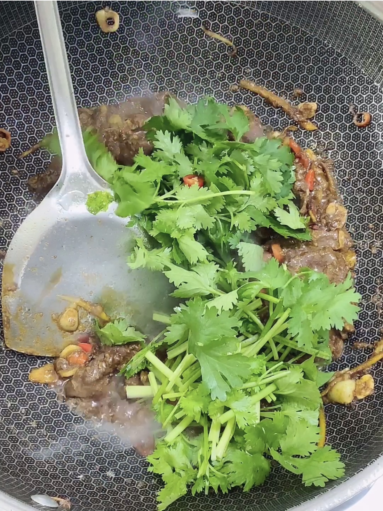 【小炒牛肉】香辣咸鲜，大块吃肉肉