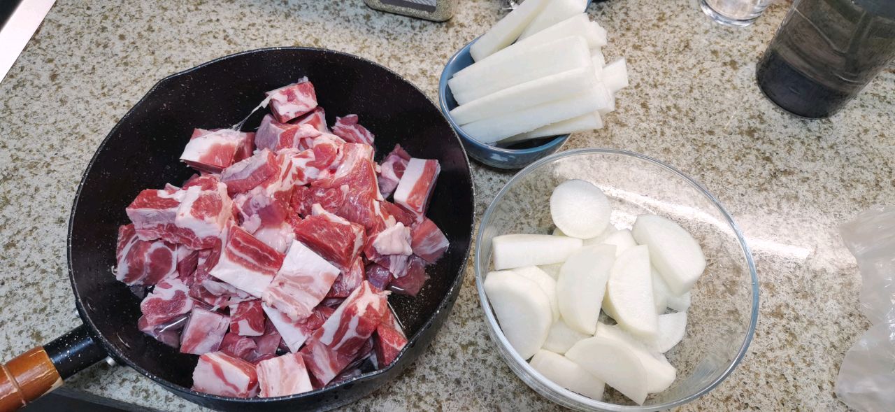 小花儿营养系列----红烧羊肉炖萝卜