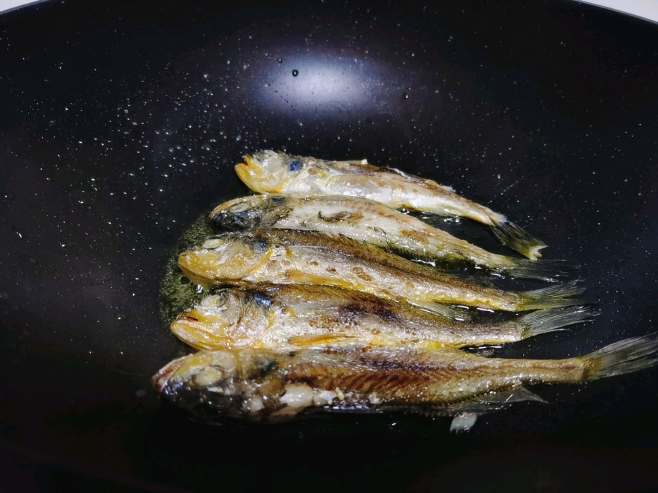 小黄鱼面线汤