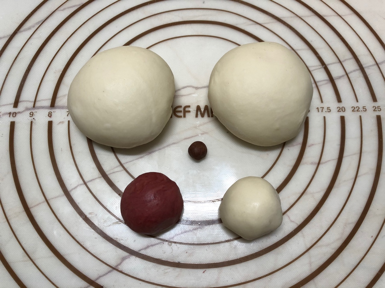 小鸡抱蛋披萨