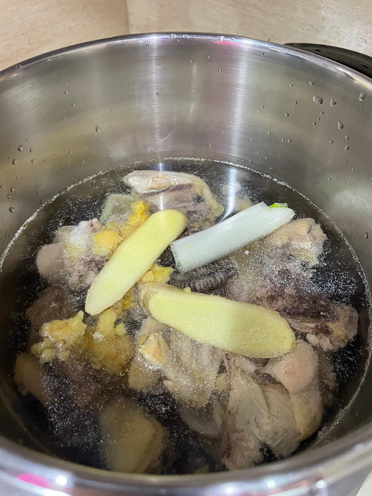 小鸡炖粉条