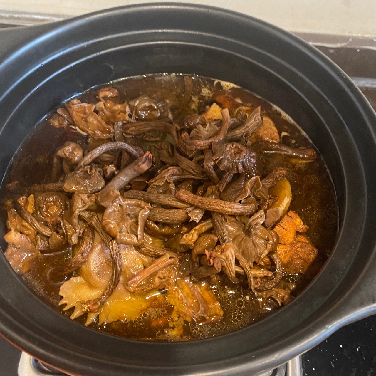 小鸡炖蘑菇