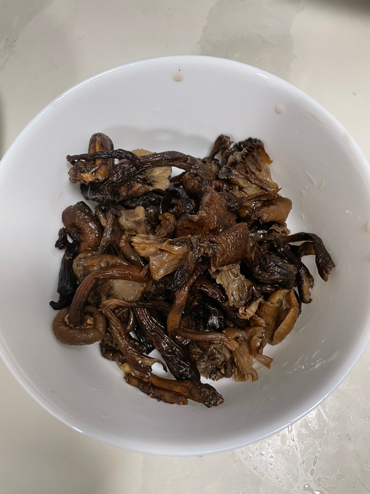 小鸡儿炖针蘑